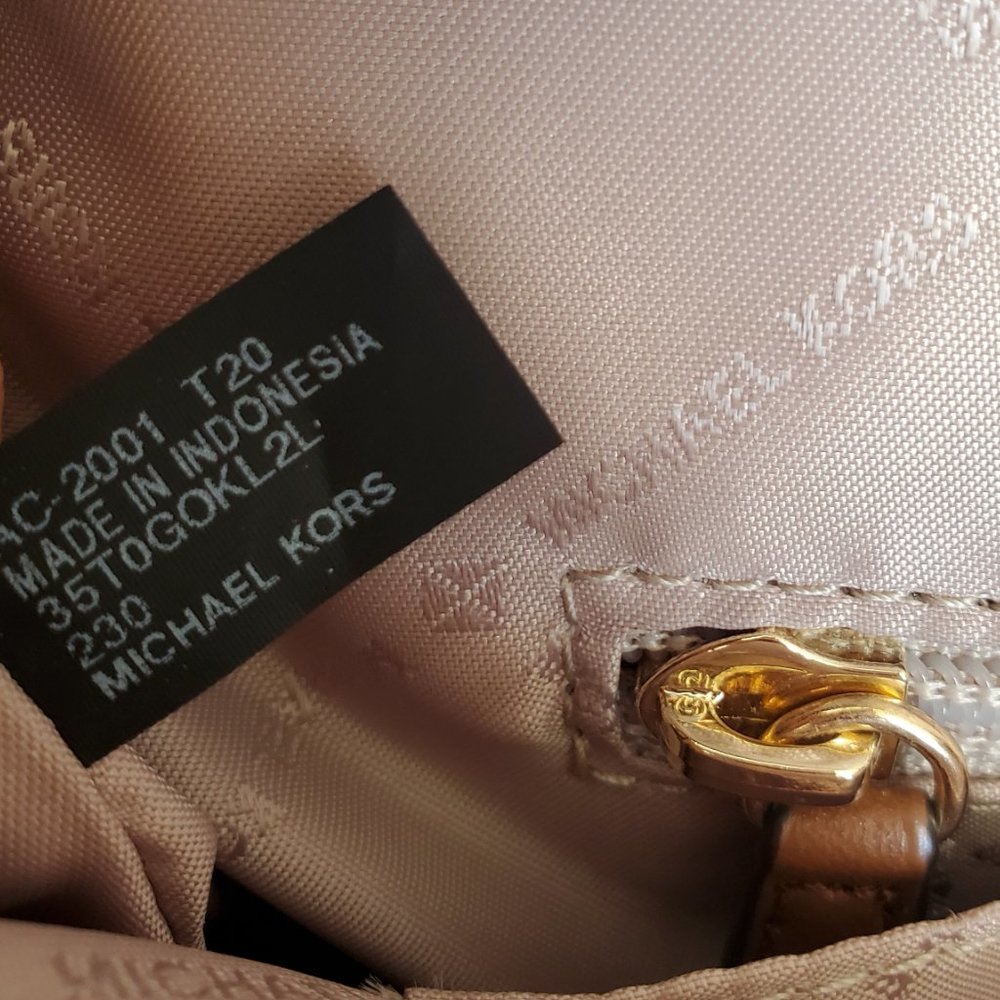 NWOT MICHAEL KORS BROOKE Satchel Handbag Tan Pebbled Leather Medium Shoulder Bag - Picture 10 of 11